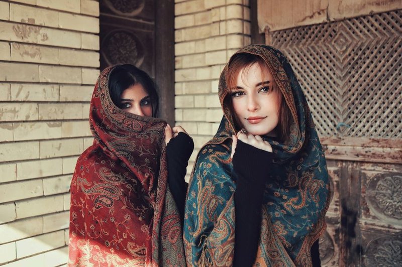 أوشحة قطنية ملونة مجموعة ثلاث